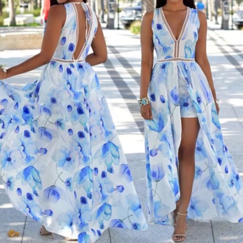 BEAUTIFUL Summer romper!🔥💙